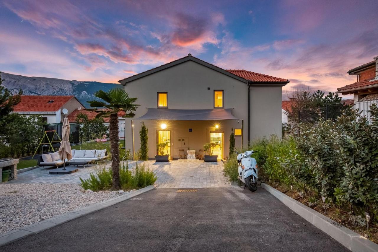 Tarari Luxury Apartment Baska  Exterior photo