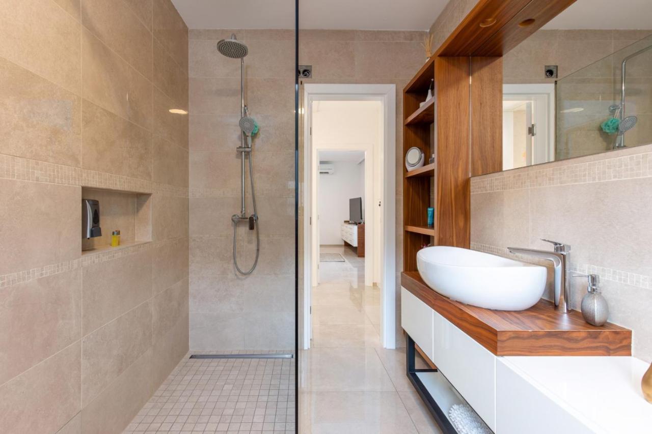 Tarari Luxury Apartment Baska  Exterior photo