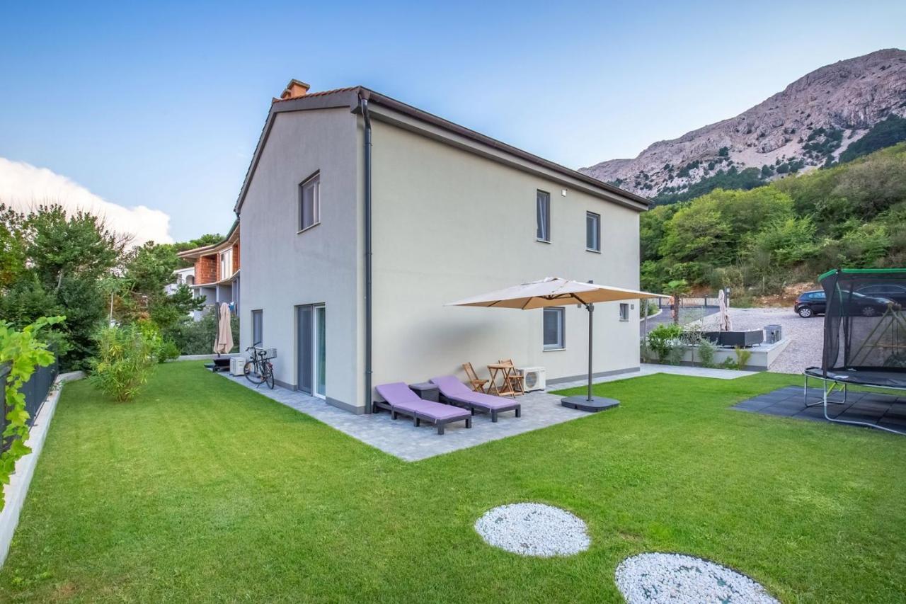 Tarari Luxury Apartment Baska  Exterior photo