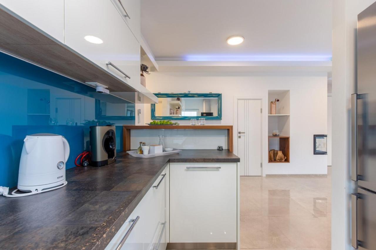Tarari Luxury Apartment Baska  Exterior photo
