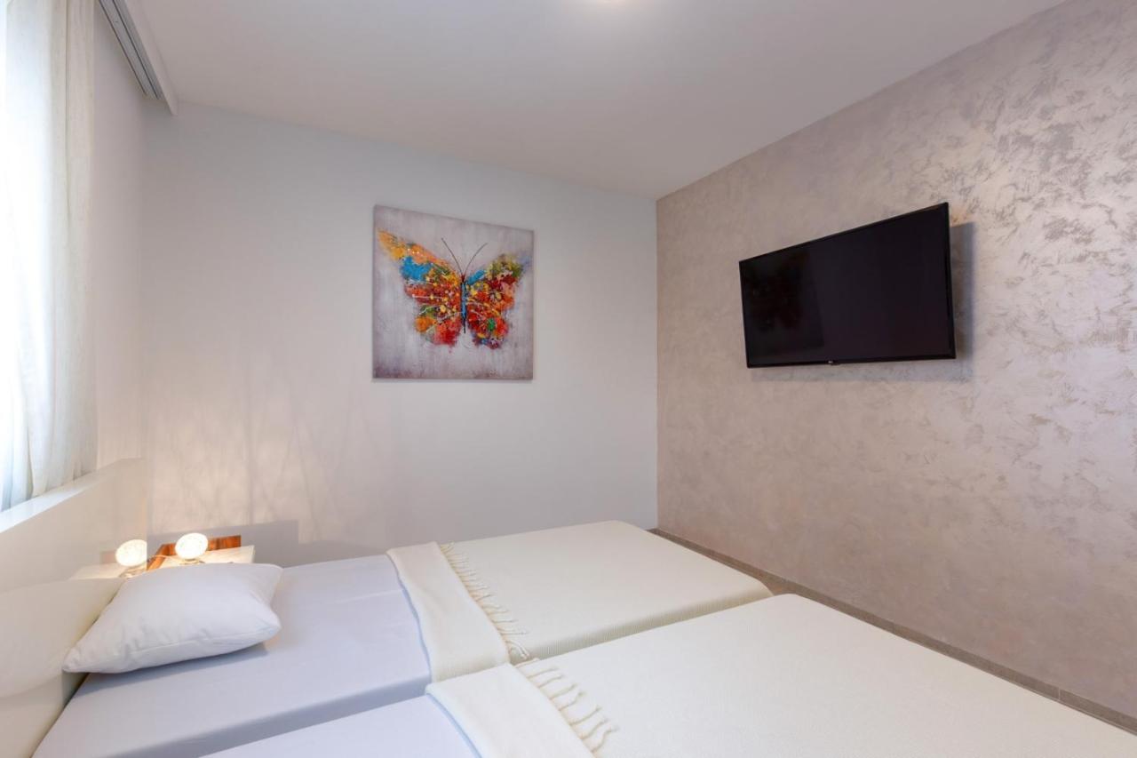 Tarari Luxury Apartment Baska  Exterior photo